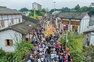 马祖拉：我们用不同的方式取胜 这可能是季后赛对手防我们的模板